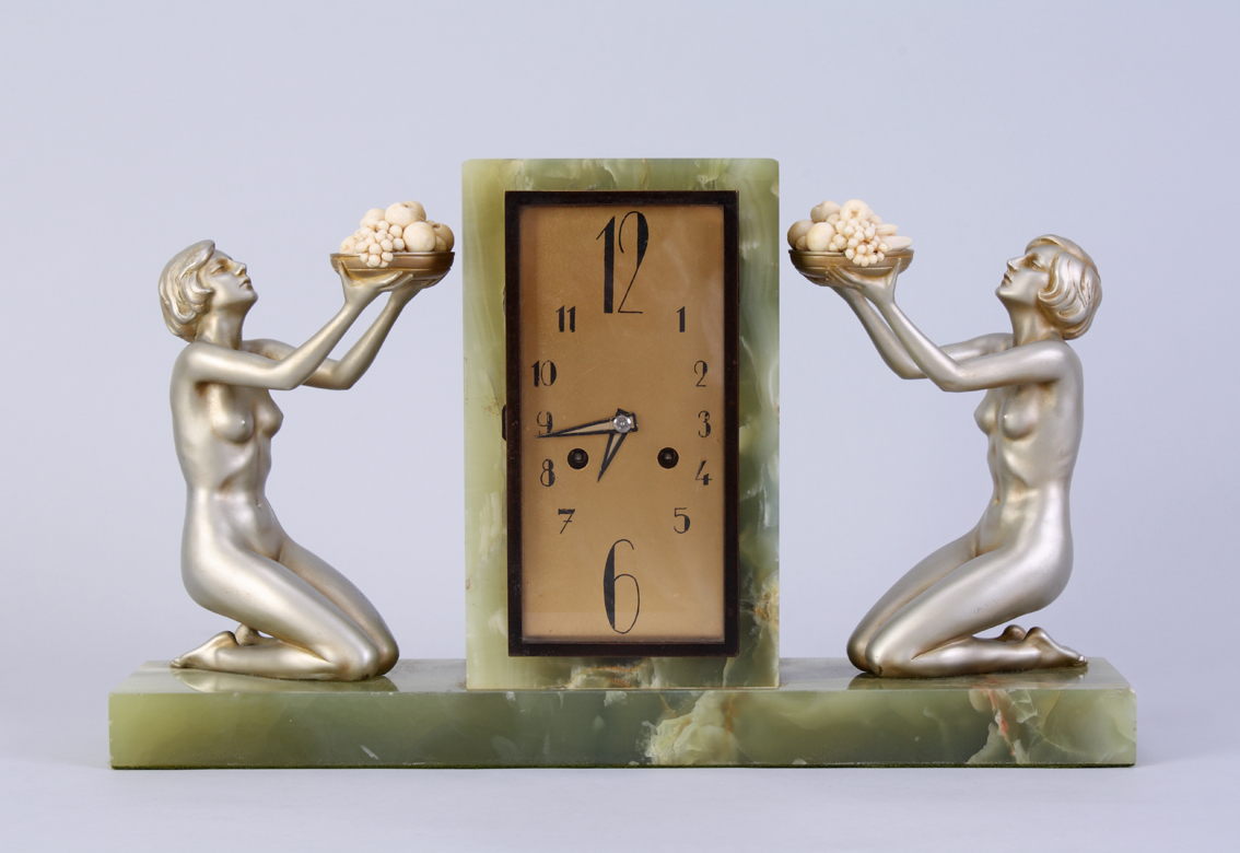 Fruit Bowl Clock by Preiss